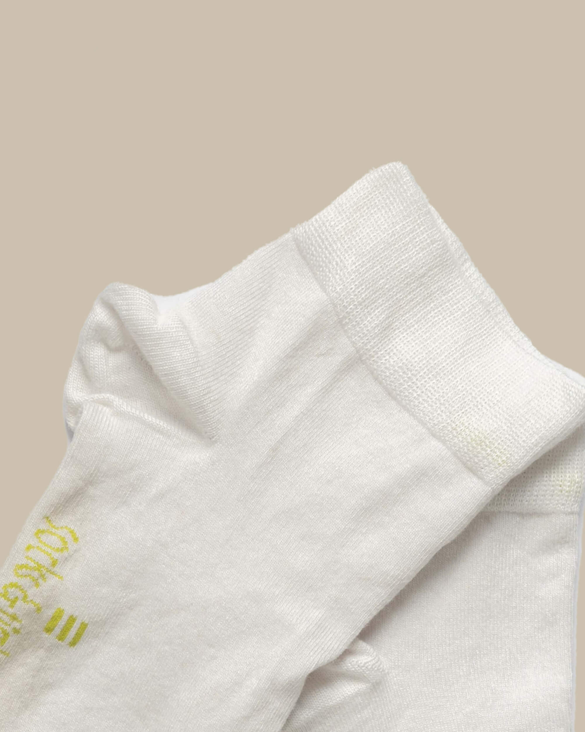 Pure White – Quarter