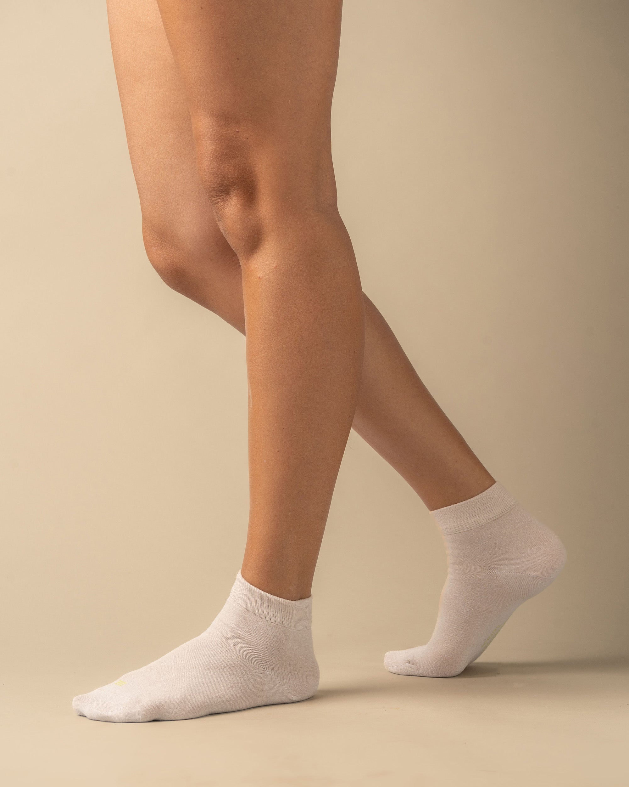 Soft Beige – Quarter